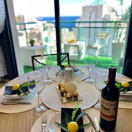 Mira Mar Atrium Beach ベニドルム