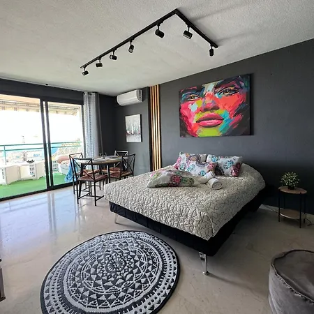 Mira Mar Atrium Beach *